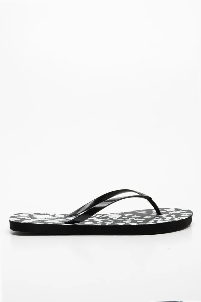 Abstract Flip Flop Black