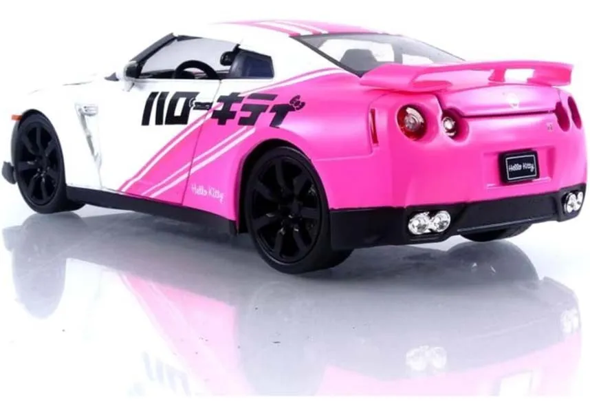 Hello Kitty Nissan GT-R [R35] | VEHICLE