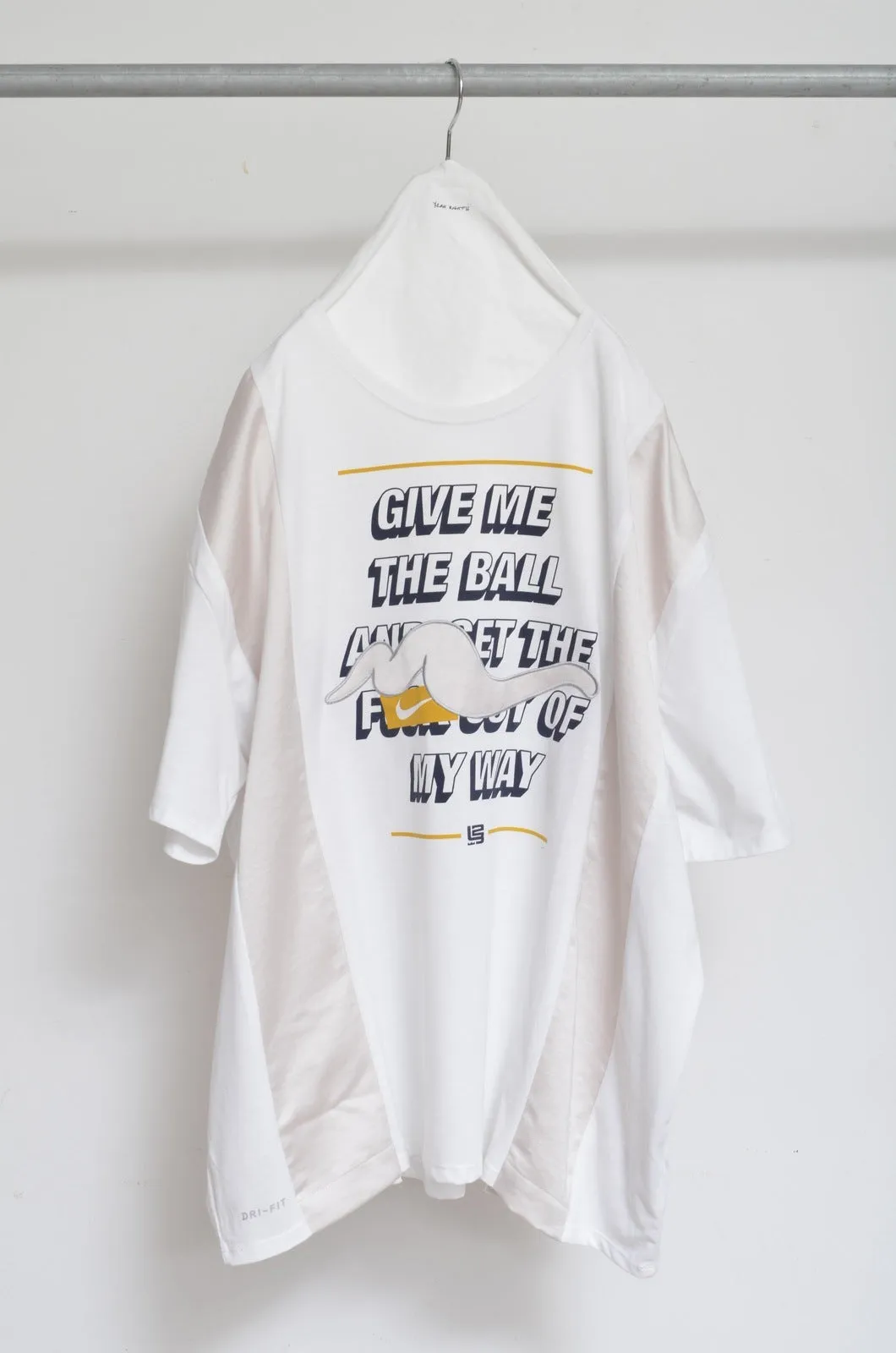 nyoroli TAPE TEE_WHT