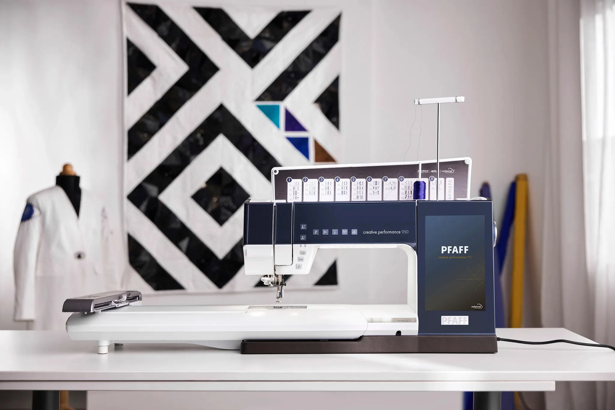 PFAFF® Creative Performance™ 950 Sewing & Embroidery Machine